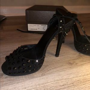 Gucci black ankle strap heels 38.5 US 8 1/2